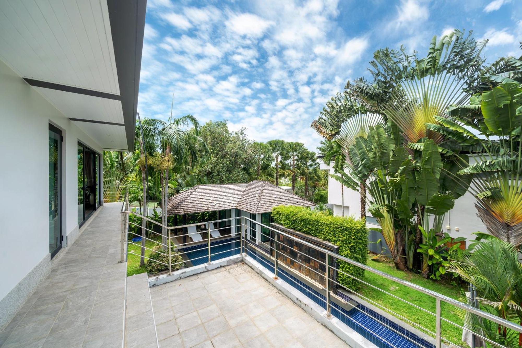 Diamond By Ryan, Boat Avenue * Phuket