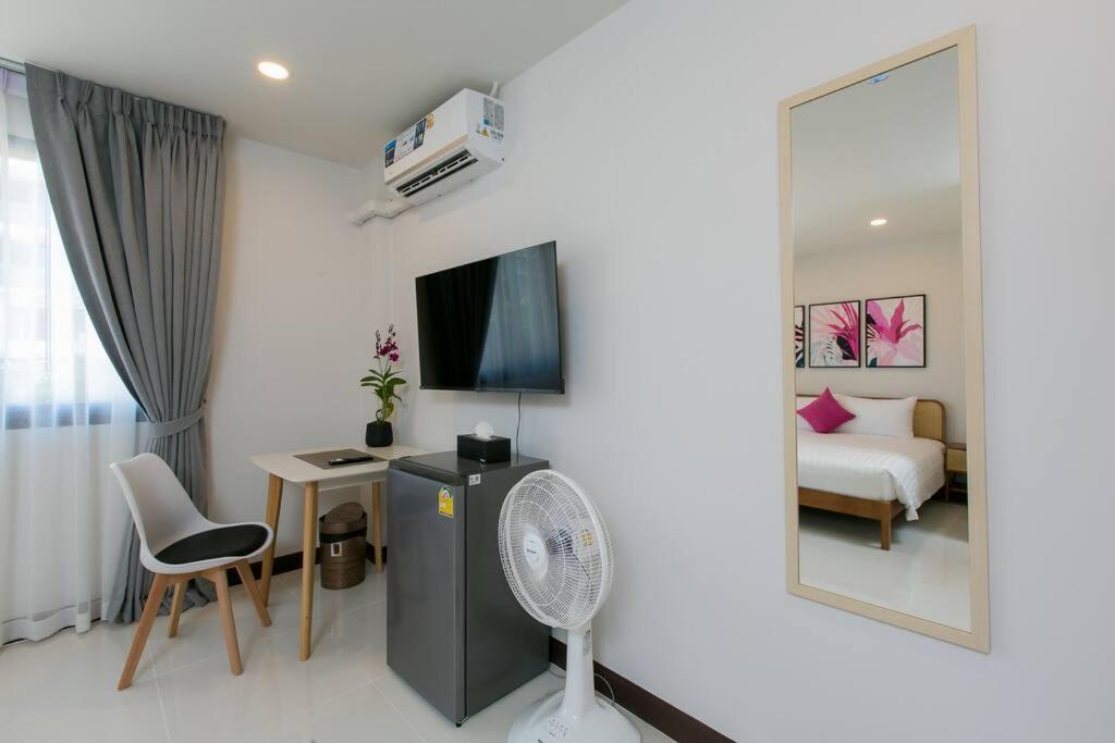 Wow Academy & Soi Tai-aed 3a Apartment *