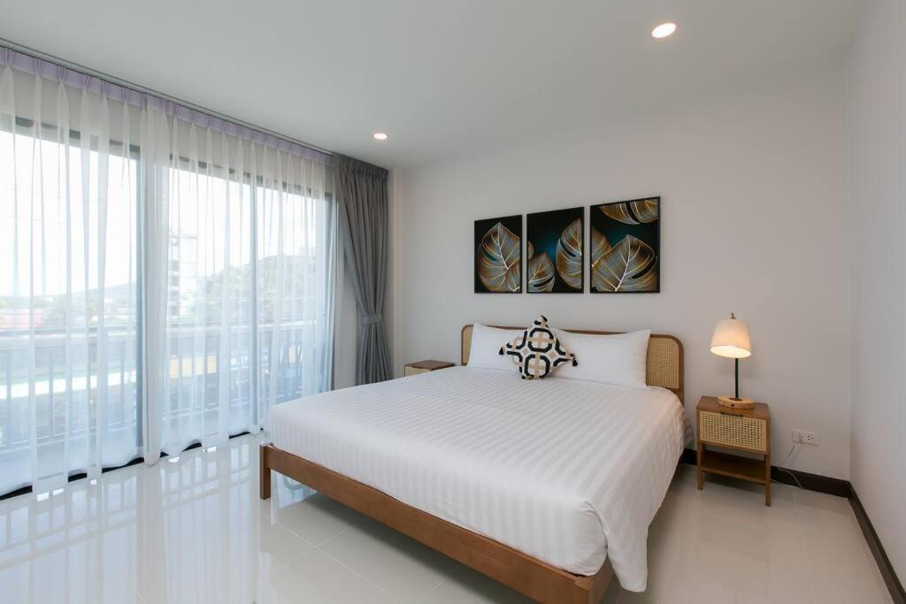 Wow Academy & Soi Tai-aed 2b