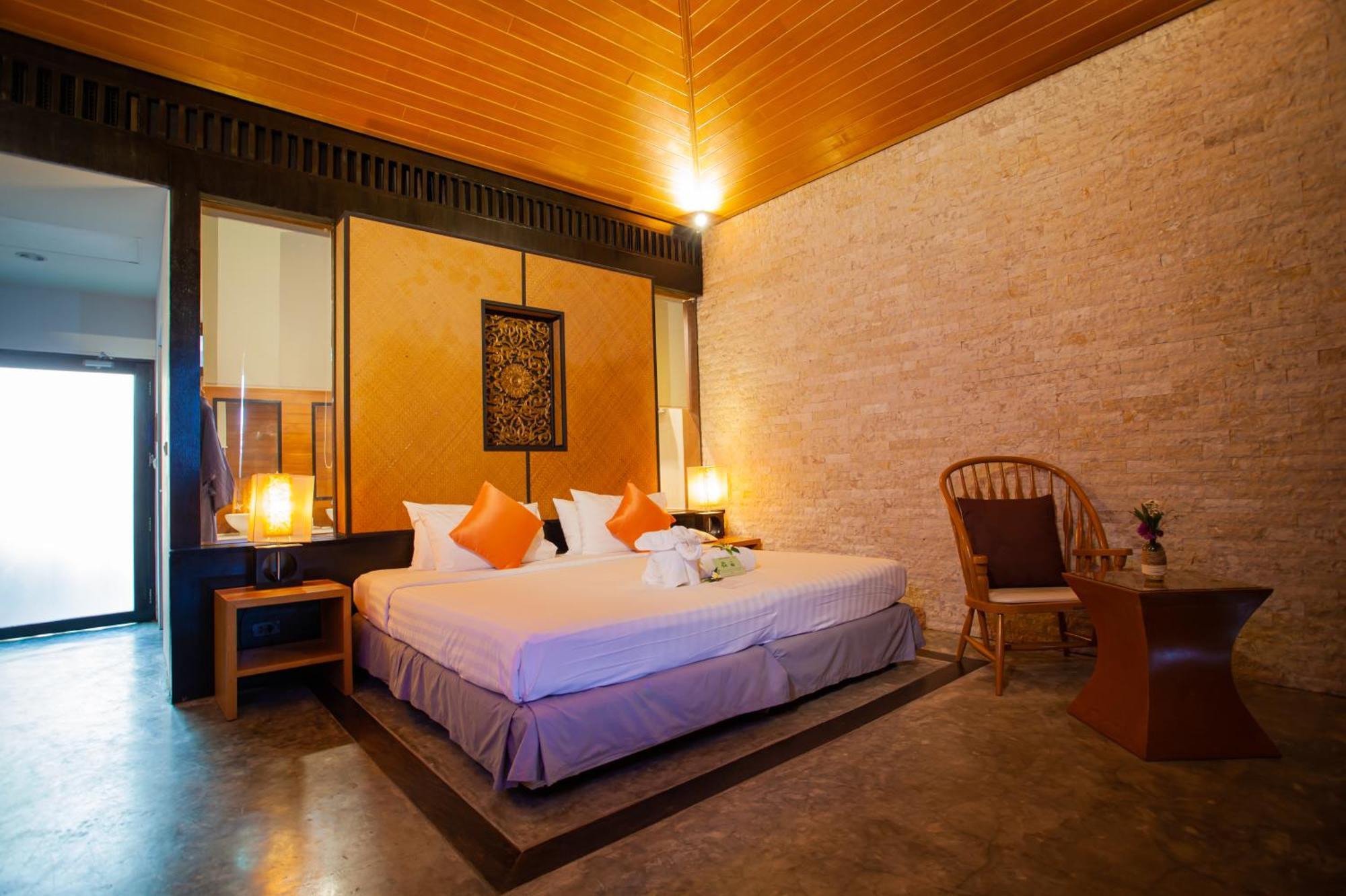 Resort Baan Krating Phuket -sha 3*