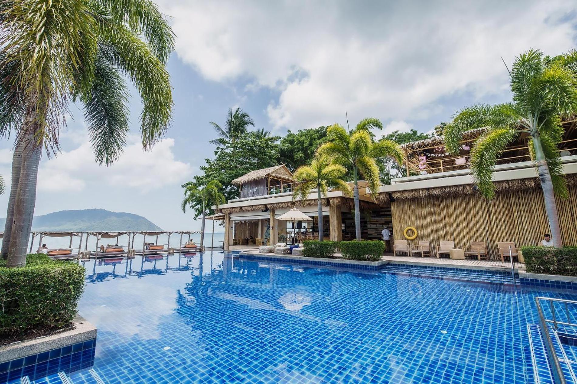 Dahlia 2 Bedroom Amazing Seaview Apartment