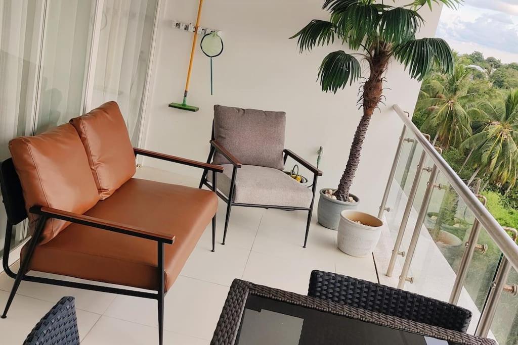 Sunset Plaza 2 Bedrooms Oceanview Apartment Ban Karon