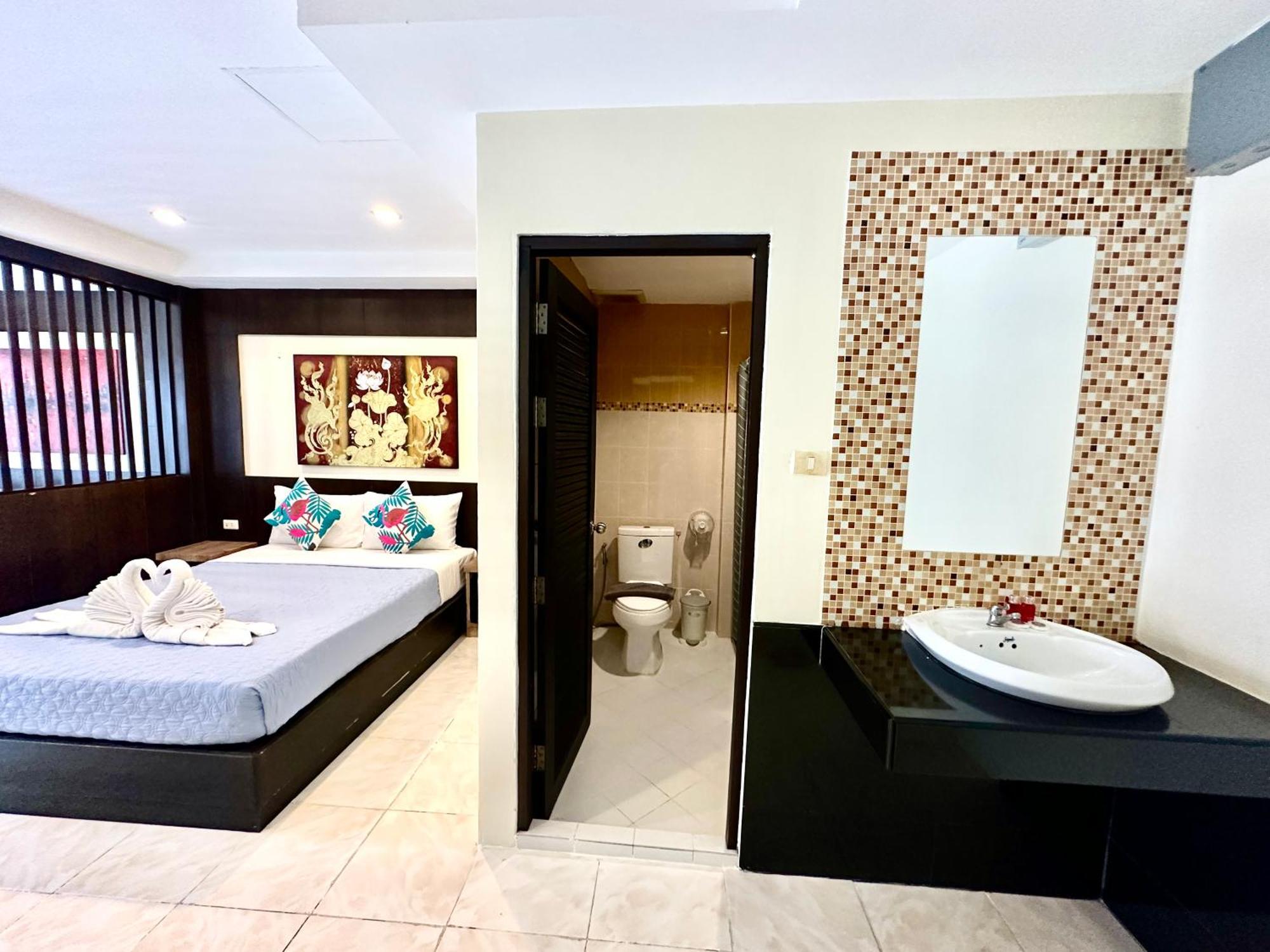 Thai Classic House Hotel