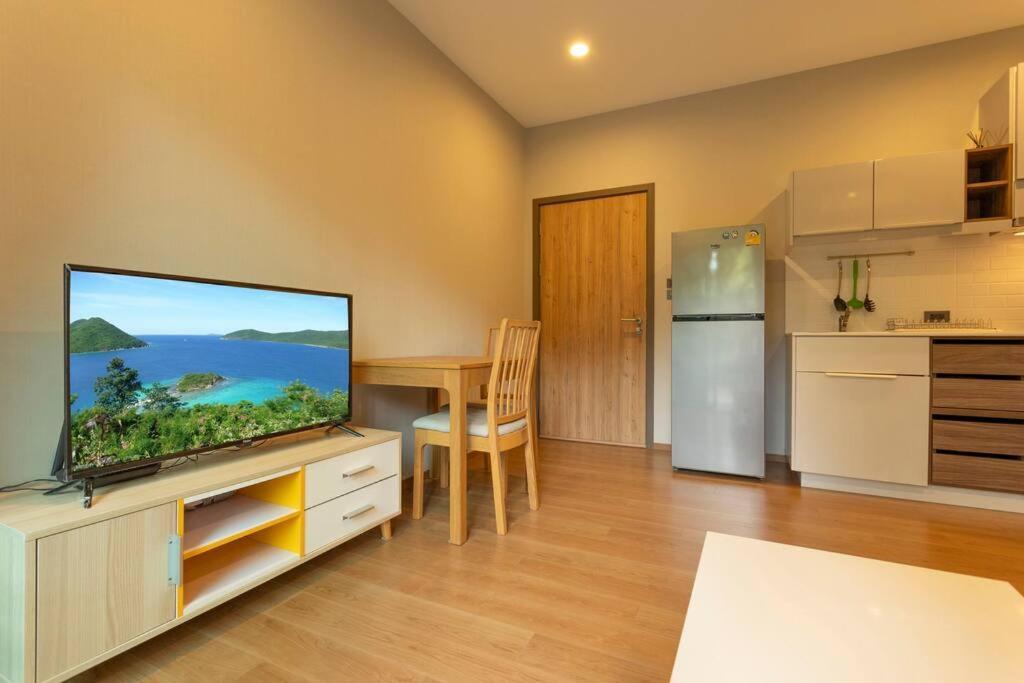 Gym Sauna Everything Walking Distance C117 Apartment