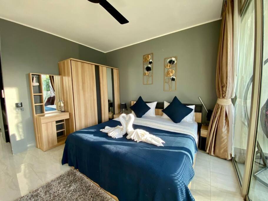 Cozy 1gbps Wifi Oceanview Kamala Beach