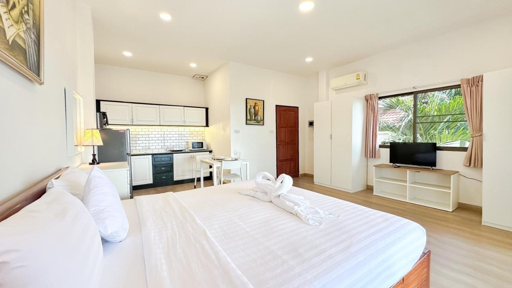 Asava Rawai Sea View Private Apartment Ban Kata