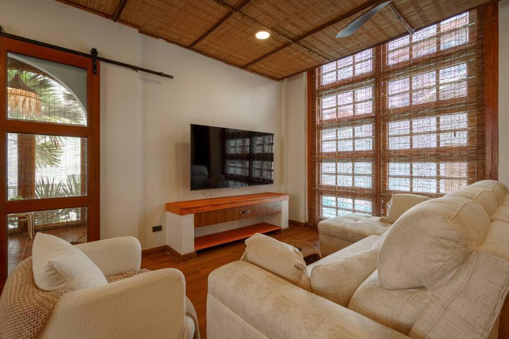 Lapassa Phuket 3 Bedroom Pool In By Resava * Rawai