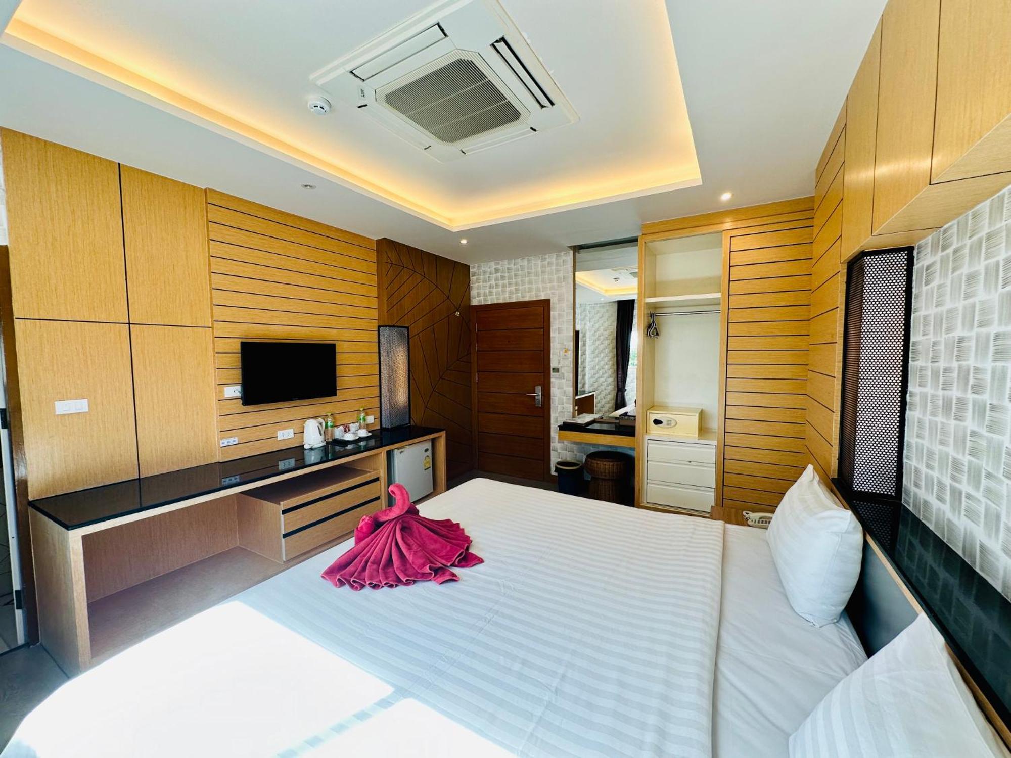Anda Beachside Karon