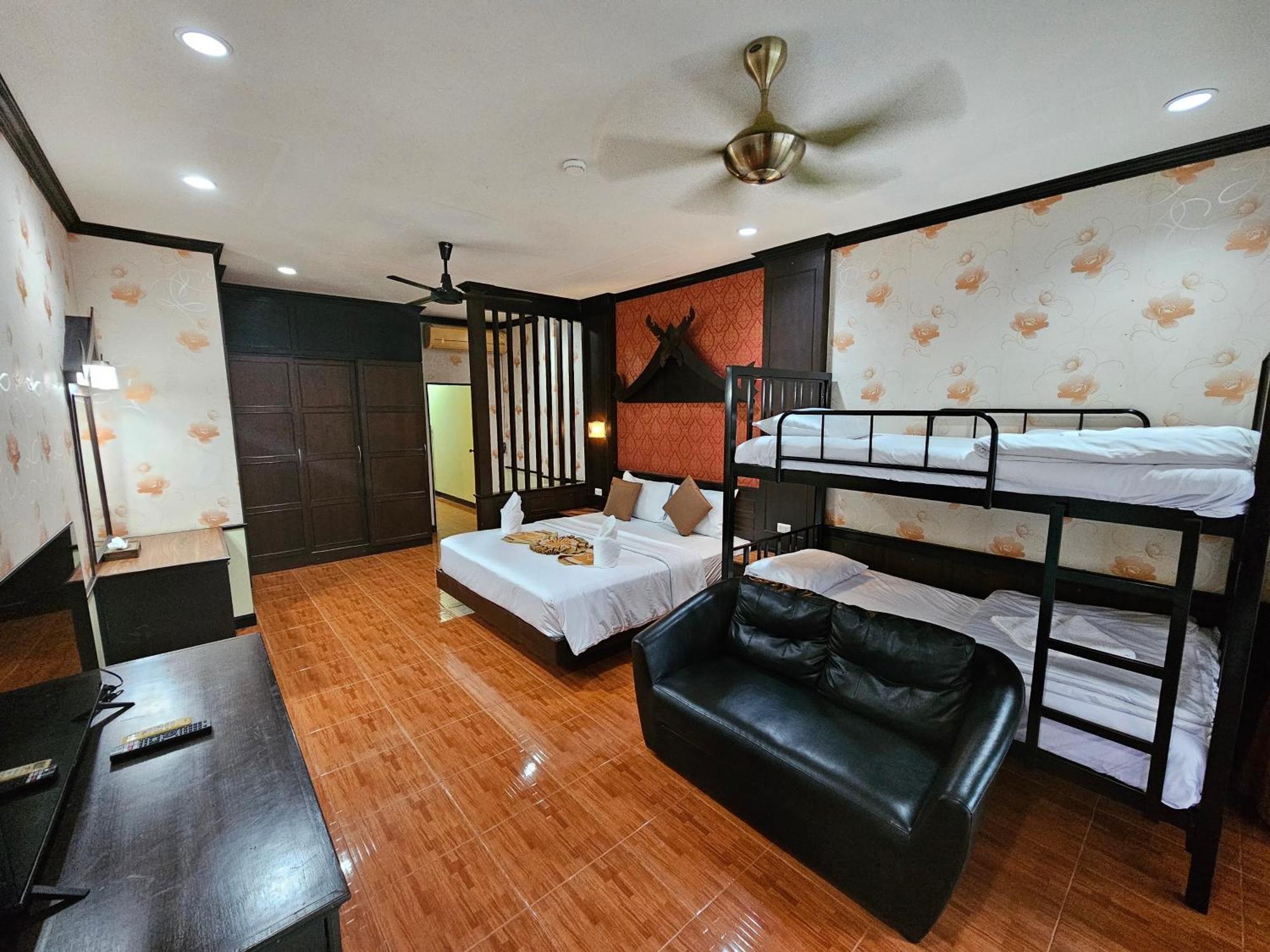 Hotel Nanai 2 Phuket 3*