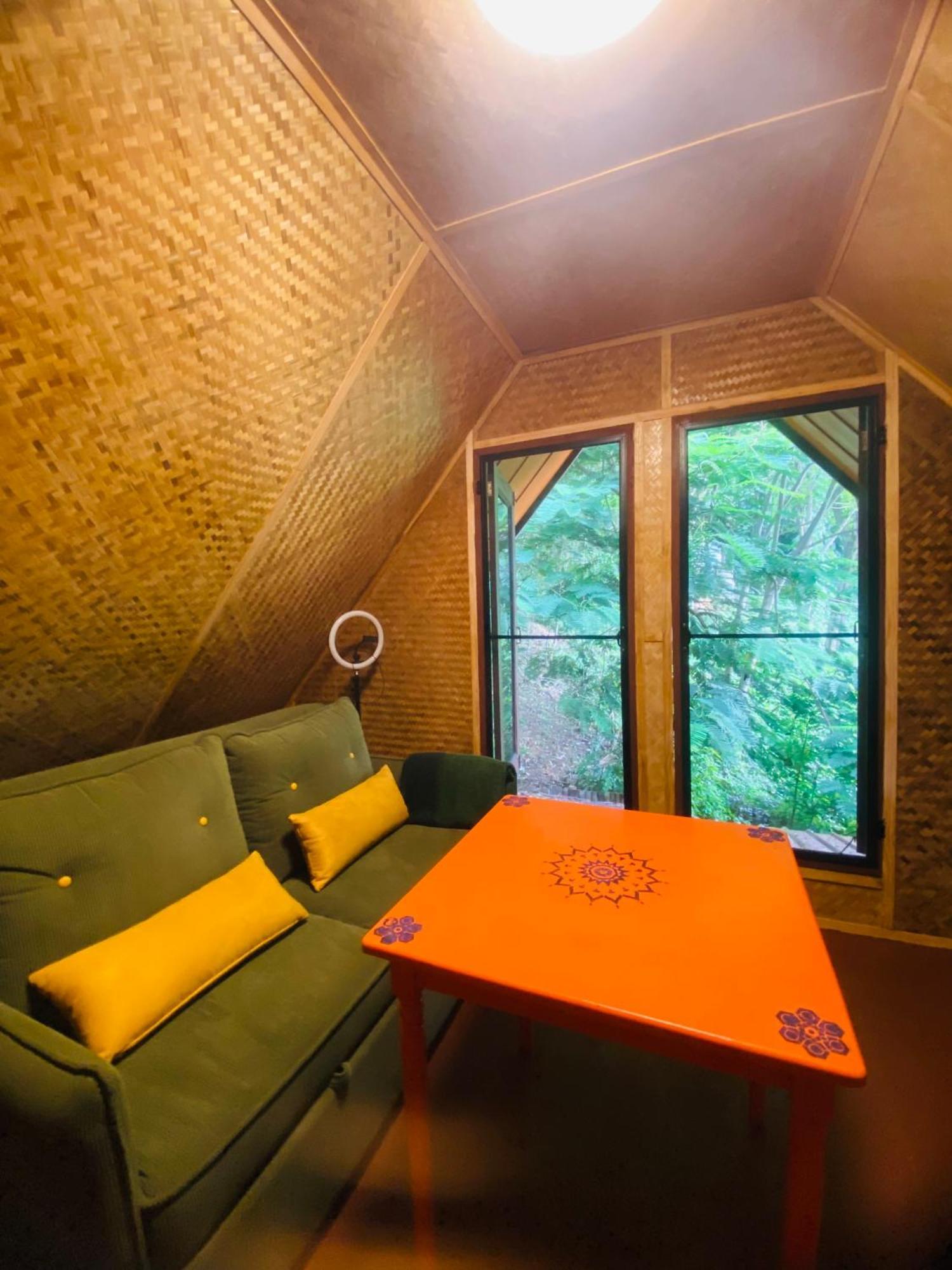 Jungle House At Yanui In Rawai Vakantiehuis Phuket