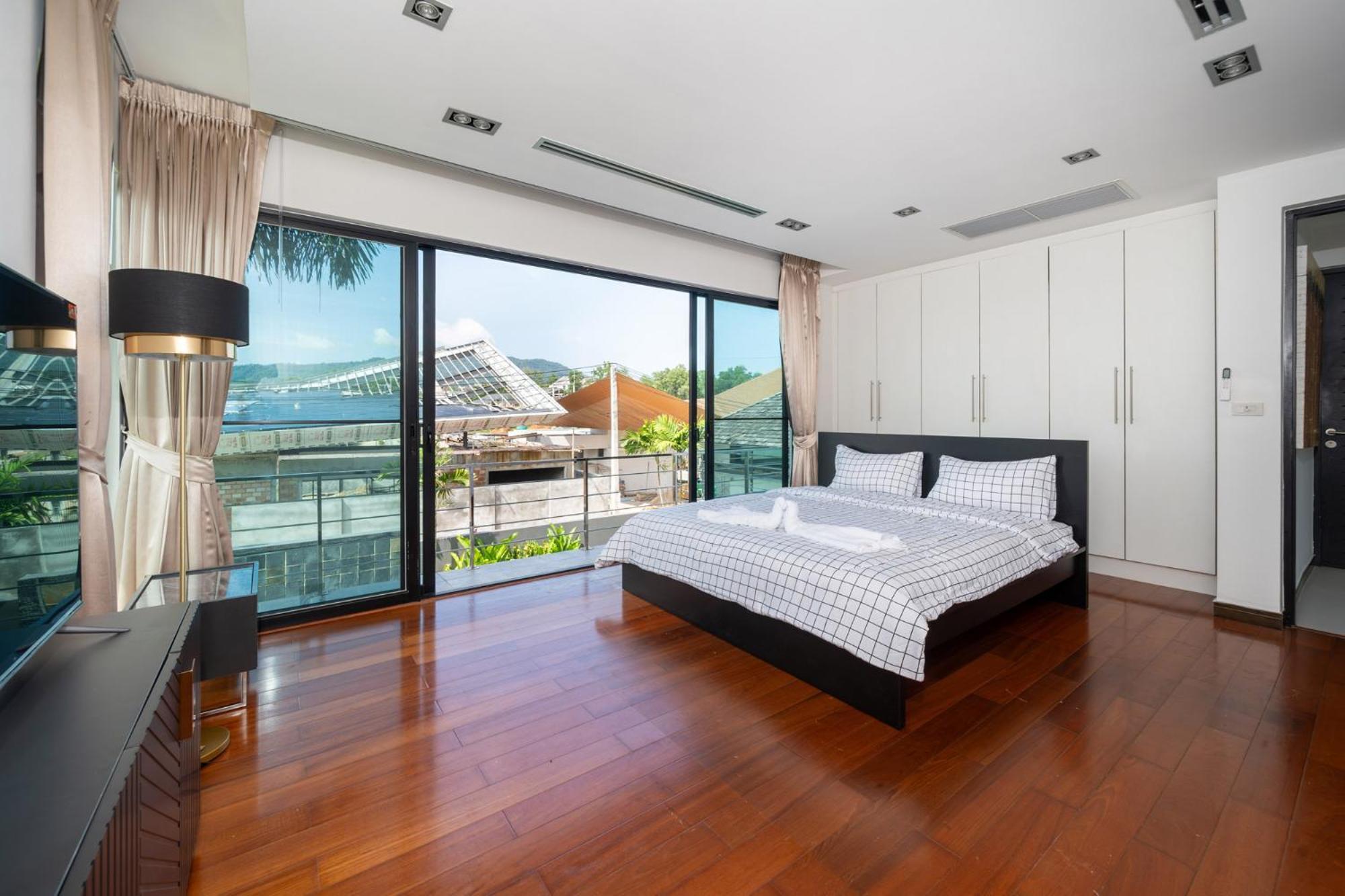 Diamond By Ryan, Boat Avenue Vila Phuket
