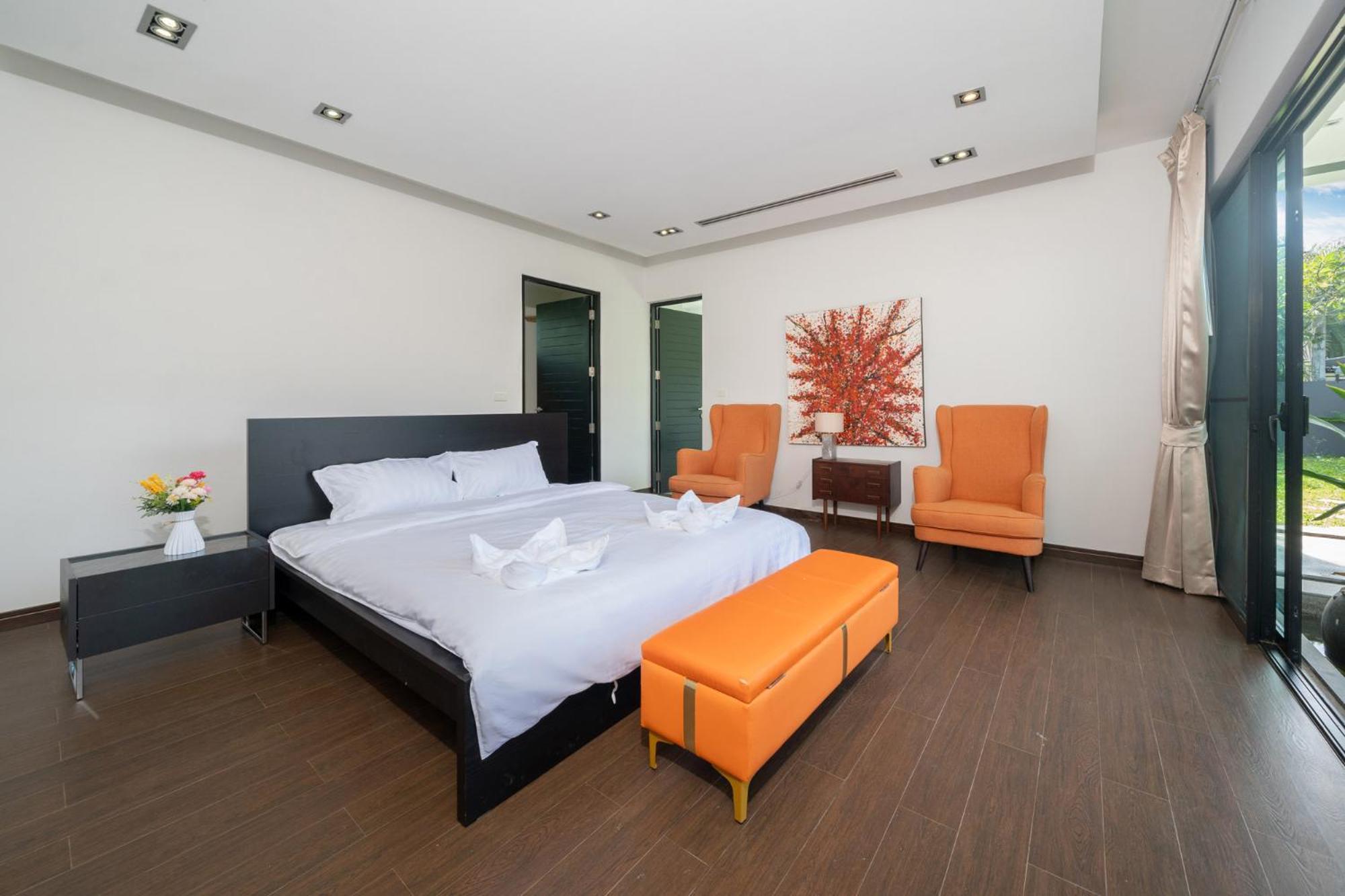 Diamond By Ryan, Boat Avenue Phuket