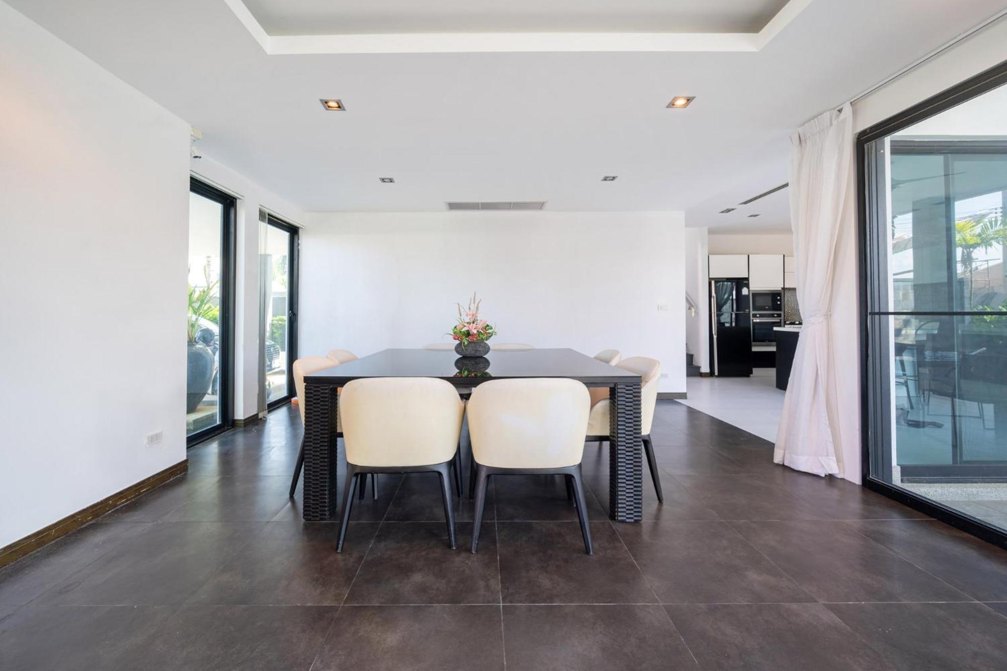 Diamond By Ryan, Boat Avenue Villa *