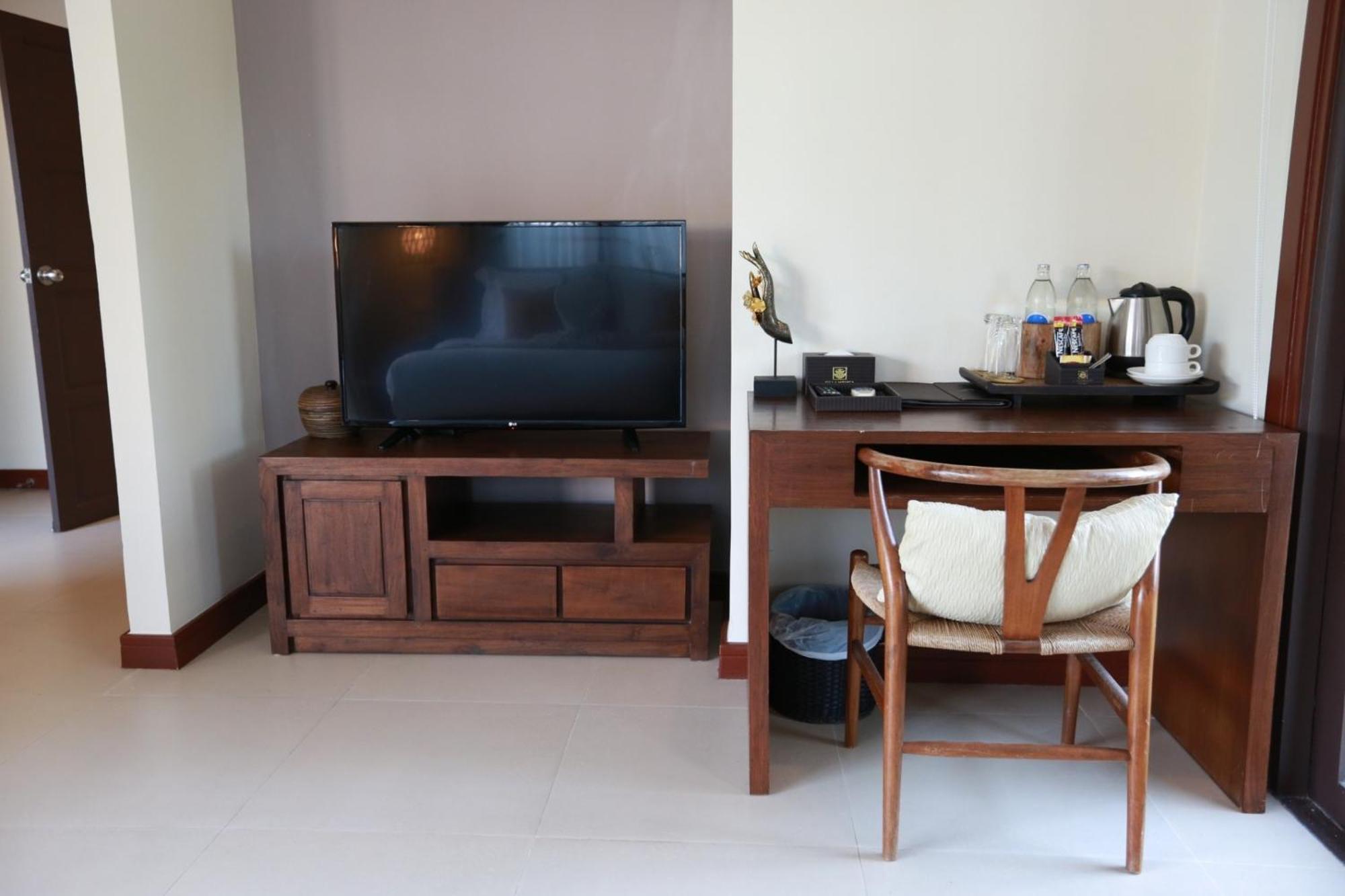 Vila Ozone Phuket Pa Khlok