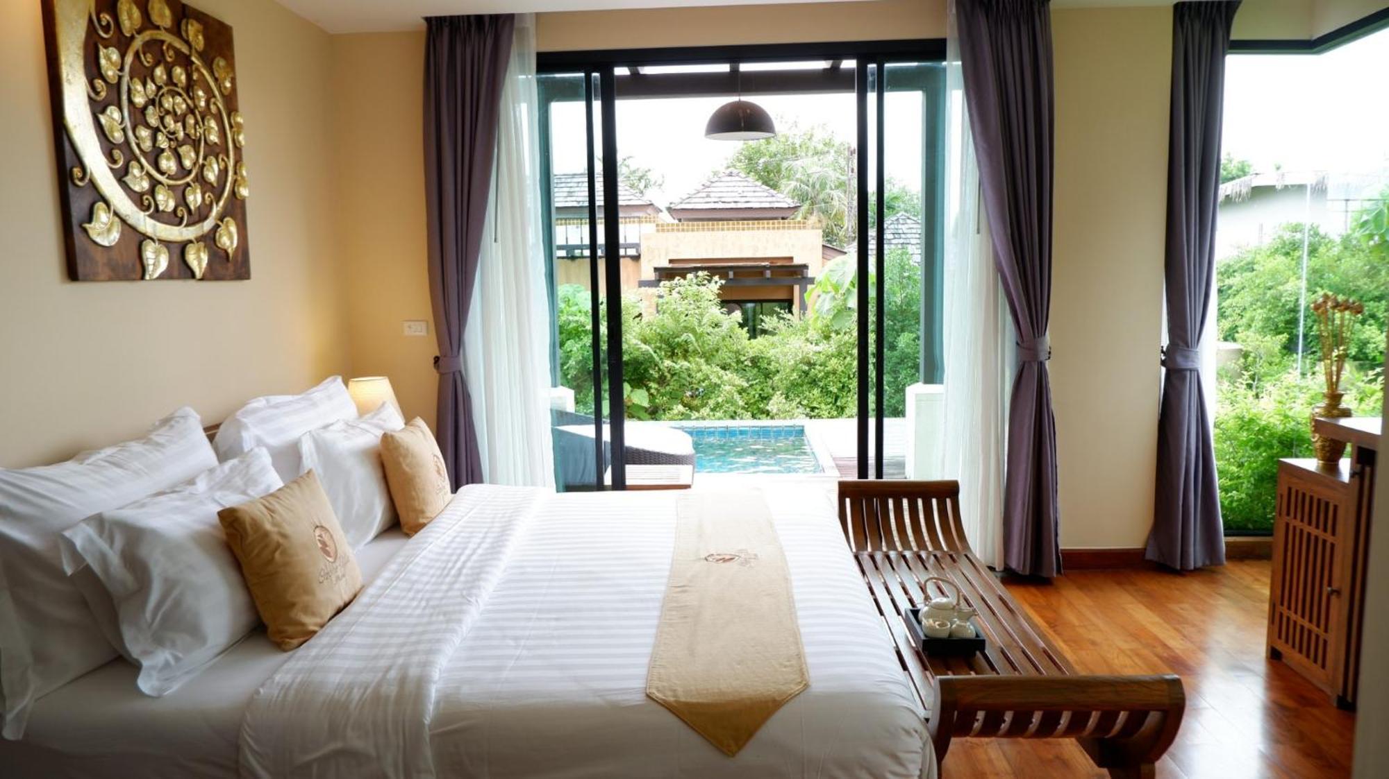 Ozone Phuket Vila *