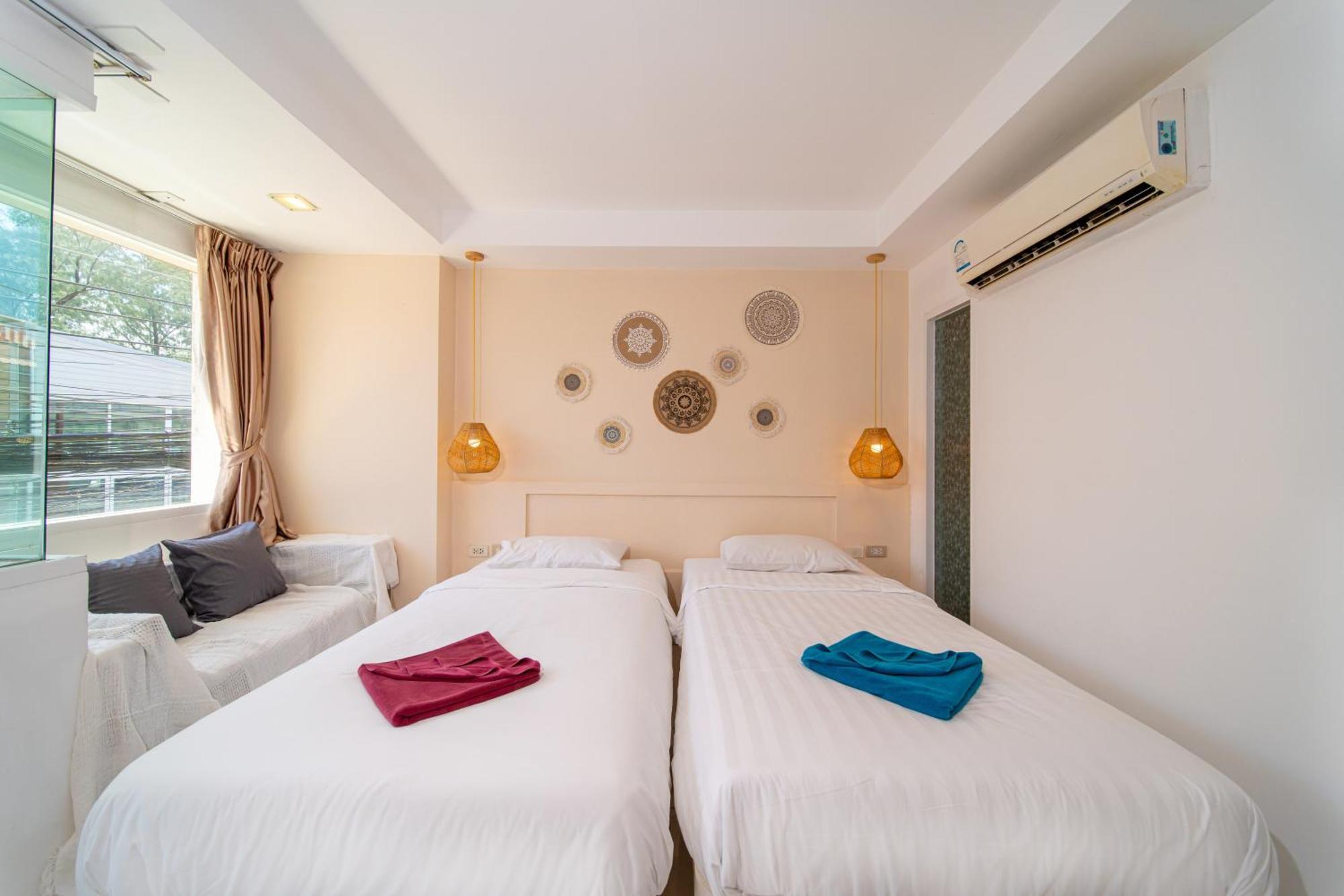 Hotel Catnip Seaside Hotel&cafe 3*