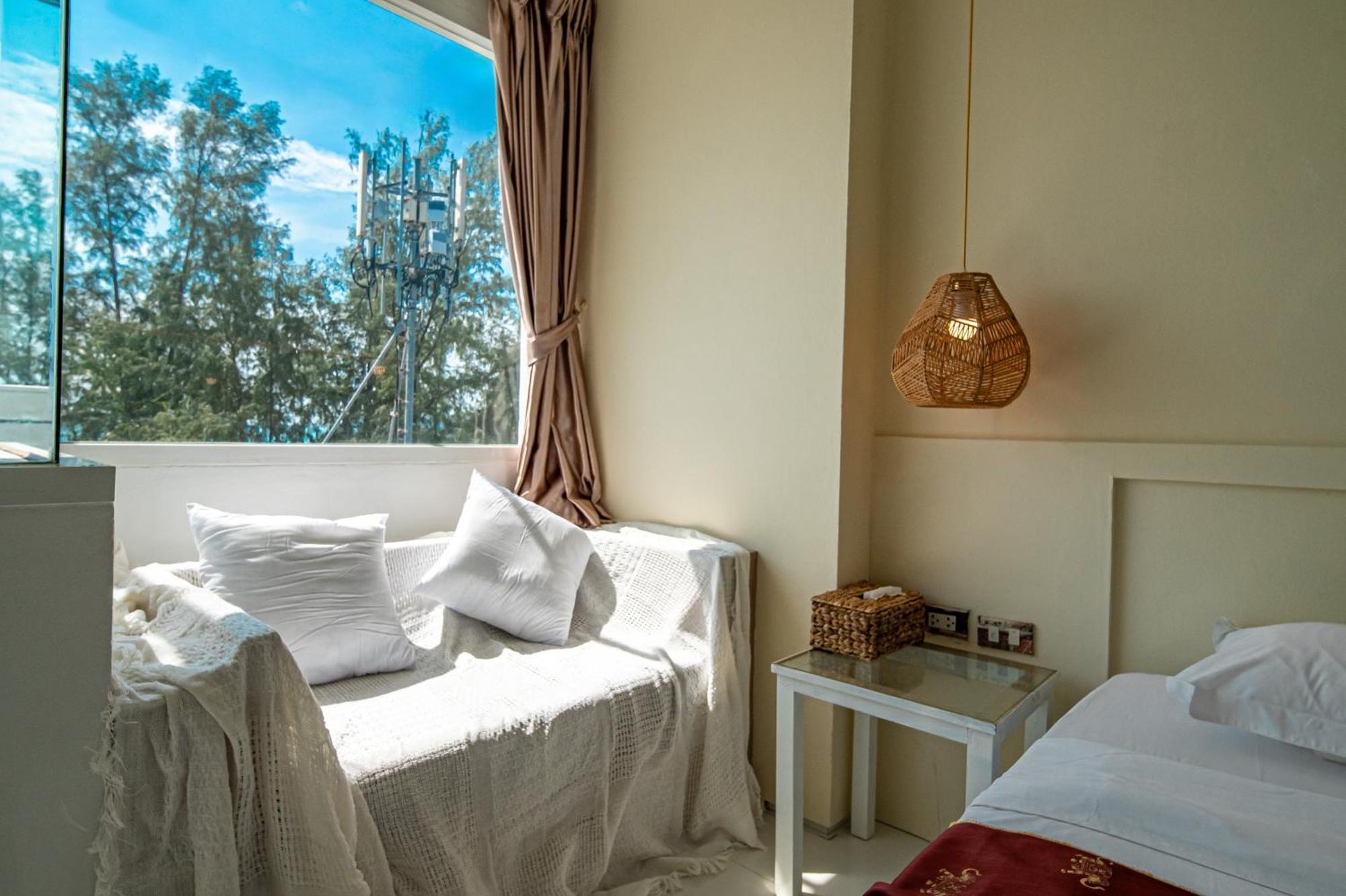 Hotel Catnip Seaside Hotel&cafe 3*