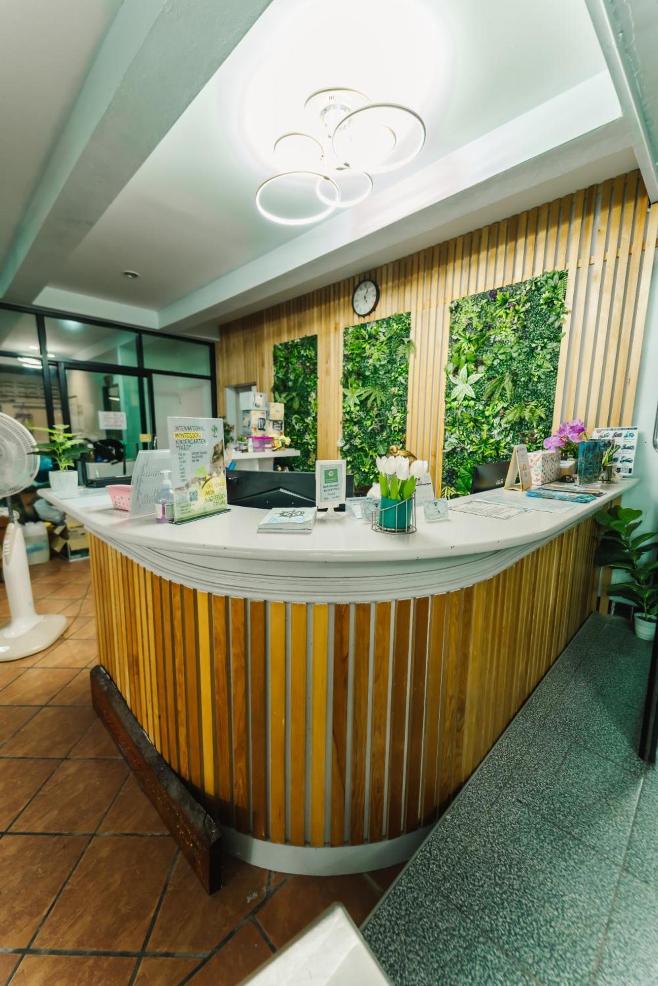 Saiyuan Phuket Hotel 3*
