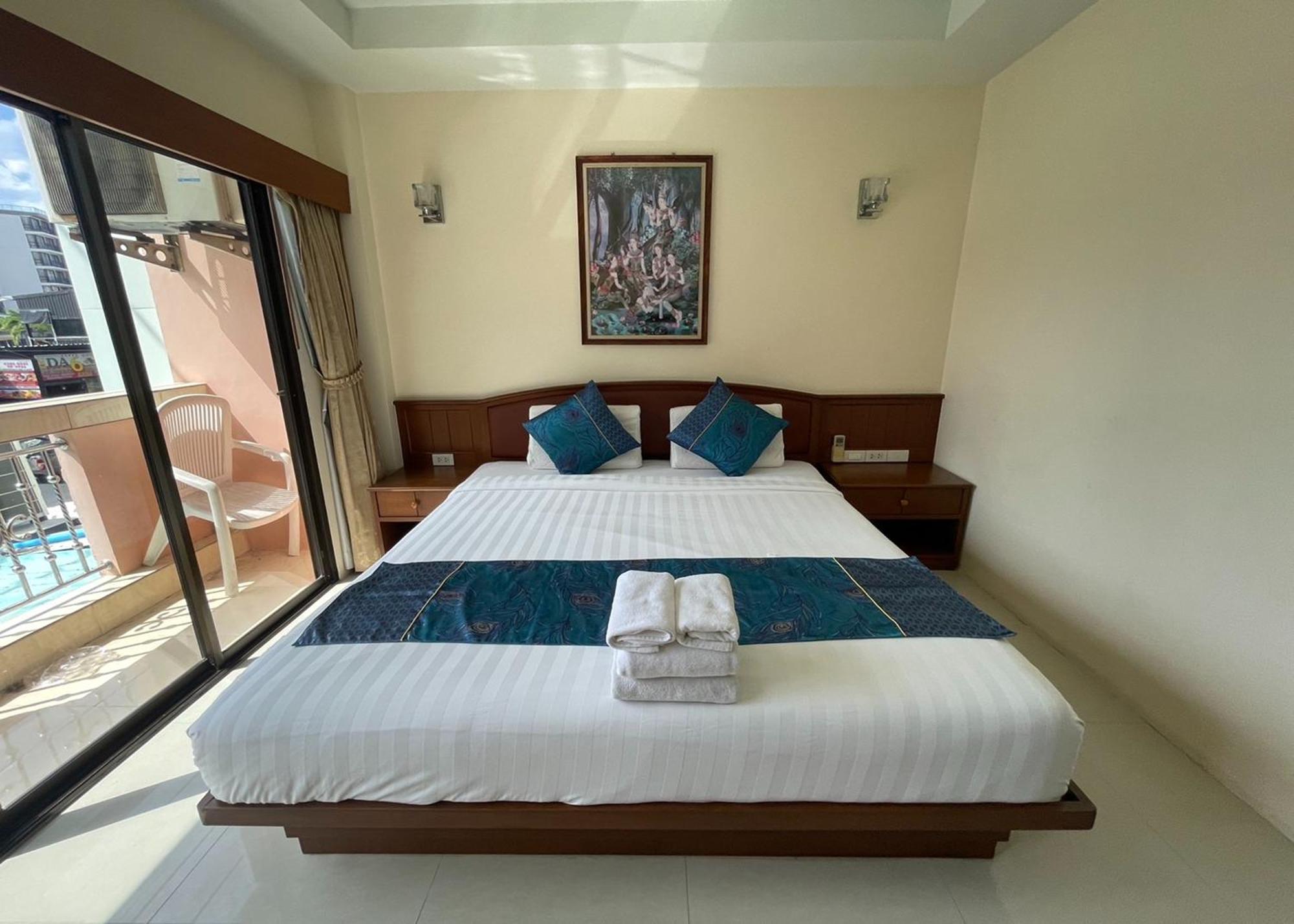 One World One 1 Patong