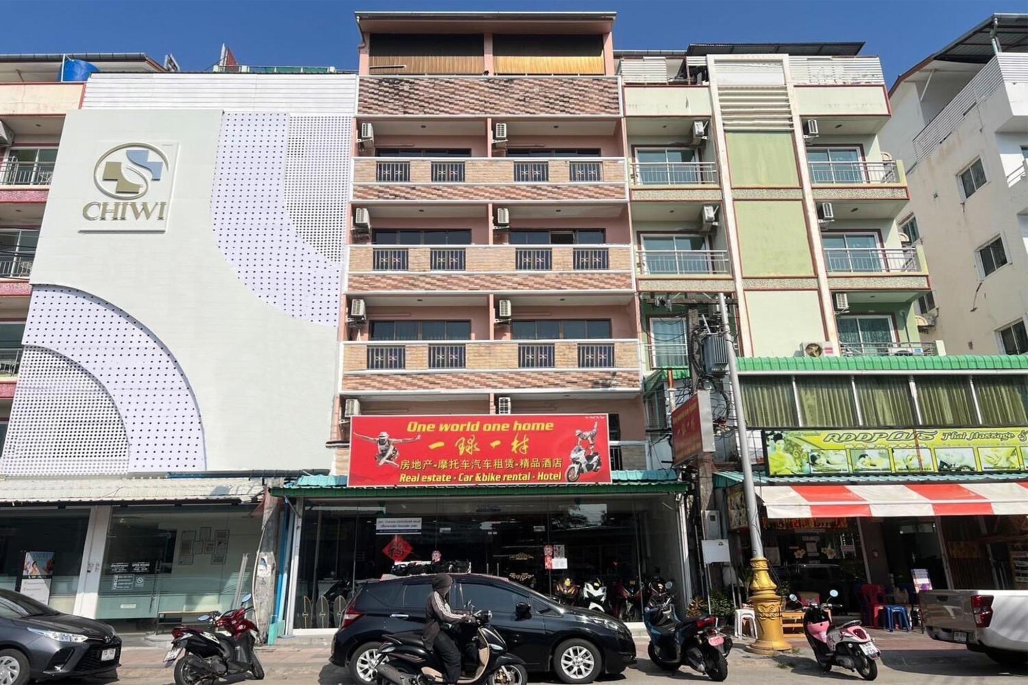 Hotel One World One 1 Patong