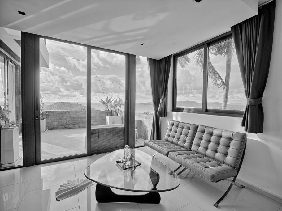 Amonteera Vila Pantai Surin