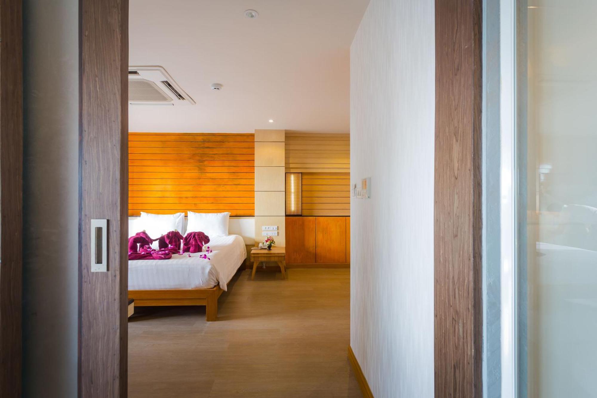Anda Beachside Hotel Karon