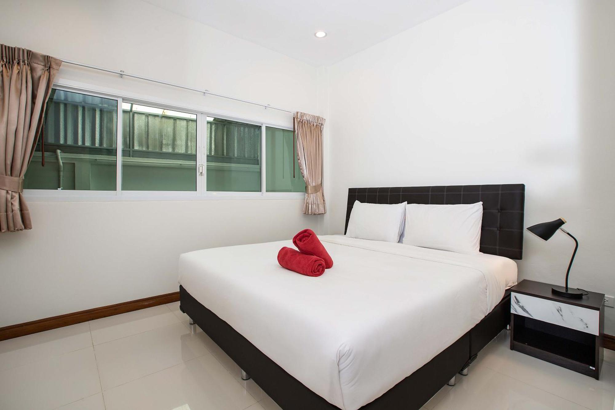 Villa Family 2br Lancelot 3 With Jacuzzi Pool, Just 10 Min Drive Naiharn And Rawai *
