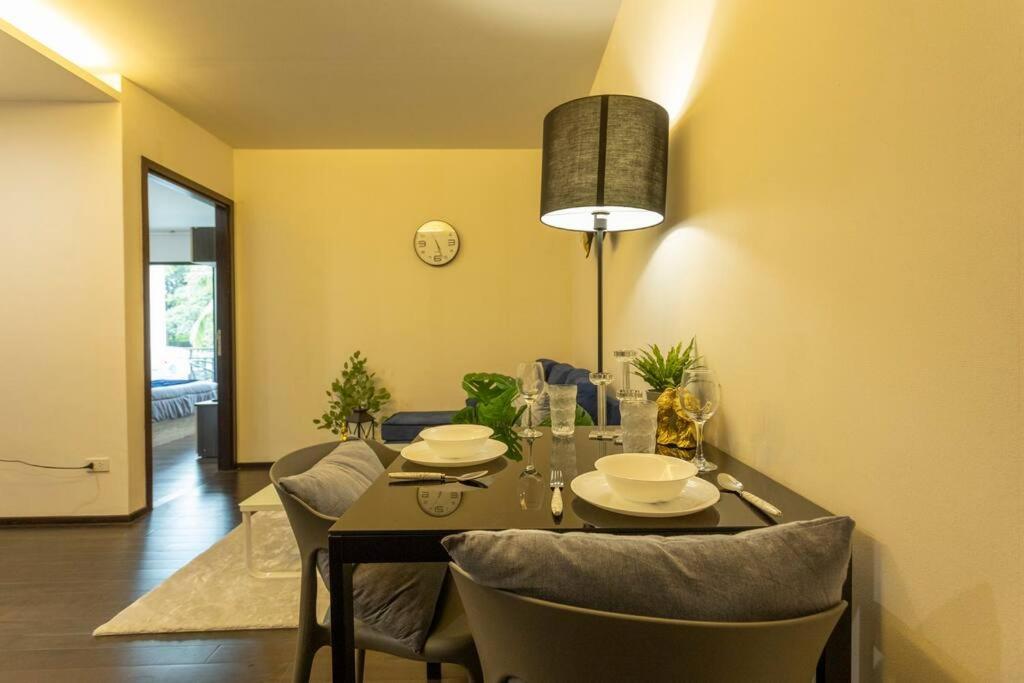 Apartment 100m To Nicest In The Title C123 *