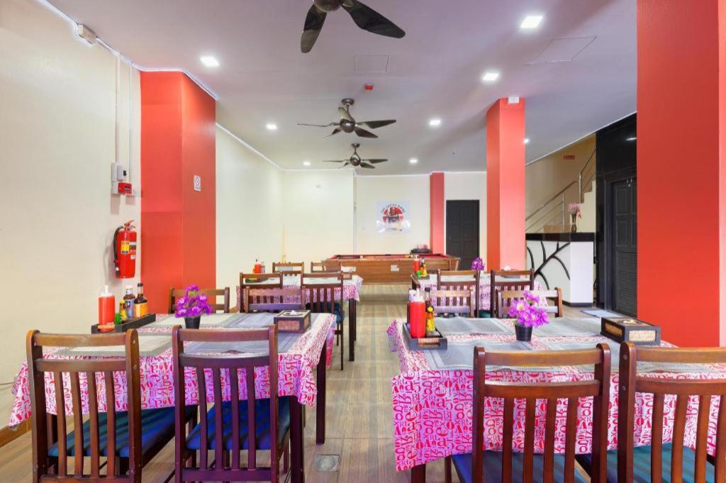 Hotel Lucky Buako