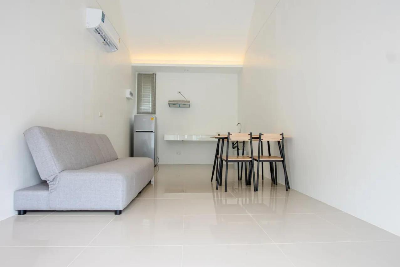 De Palm Poolvilla Phuket Villa *
