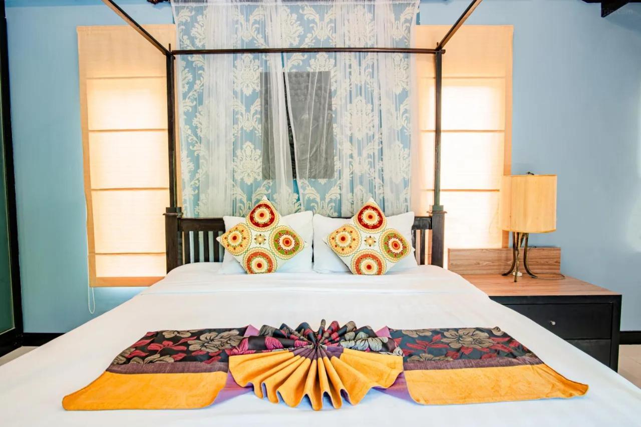 De Palm Poolvilla Phuket Ban Chin Tham Mai