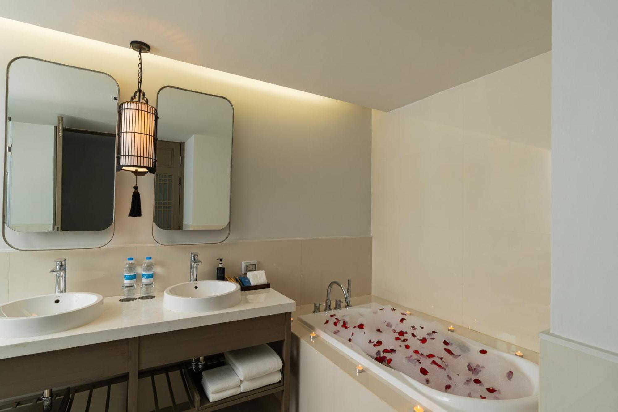 Bella Nara Phuket Naiyang 5* Nai Yang Beach