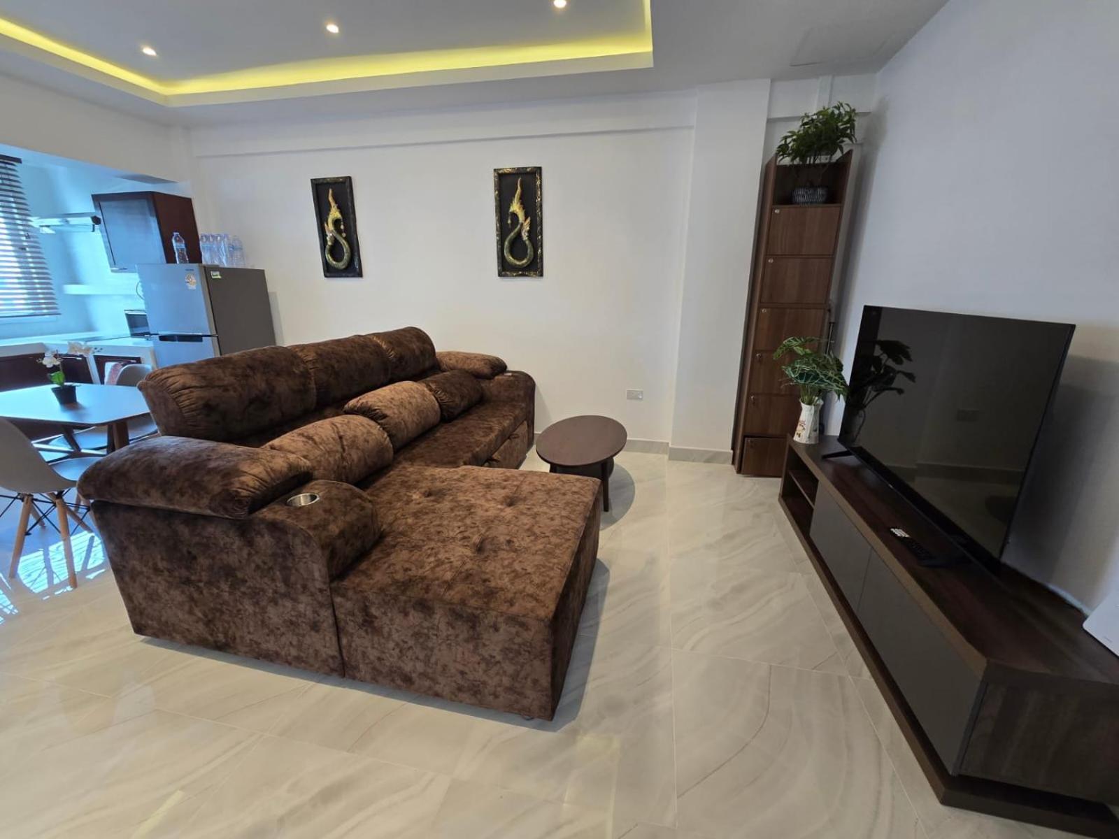 Yuya's Sweet Apartment Patong