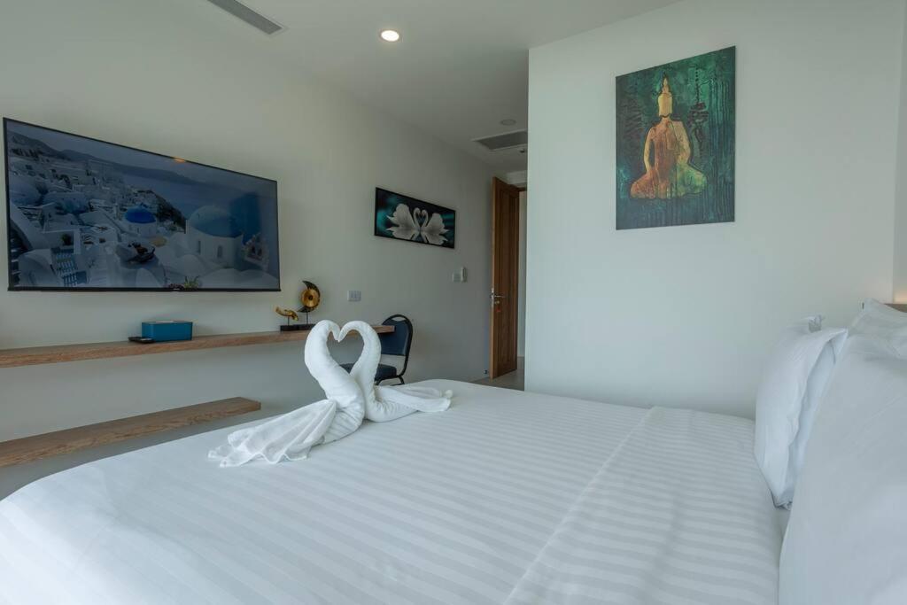 In Maid Gym Sea View Bangtao V111 Villa *