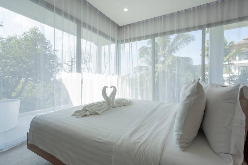 Villa In Maid Gym Sea View Bangtao V111