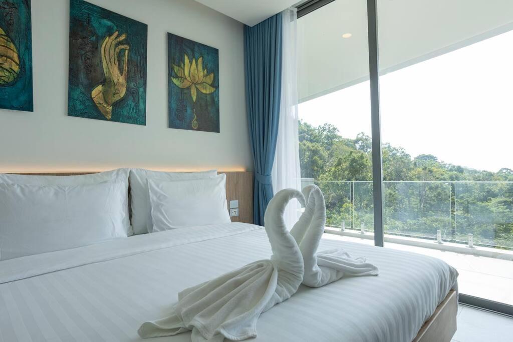In Maid Gym Sea View Bangtao V111 Villa