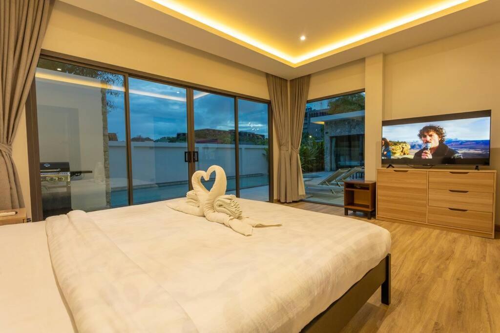 3br Brand New Luxury Large Pool Rawai #v105 *