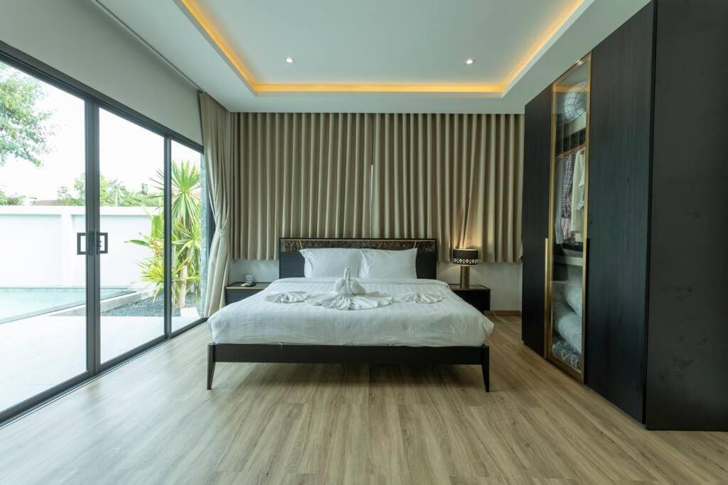Villa 3br Brand New Luxury Large Pool Rawai #v105