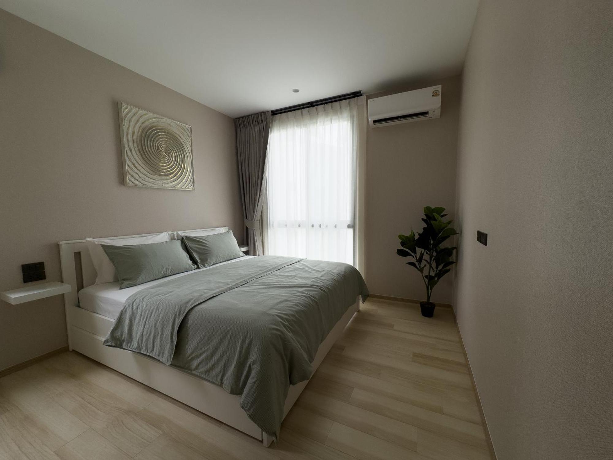 Apartment Title Halo By Eie Assia