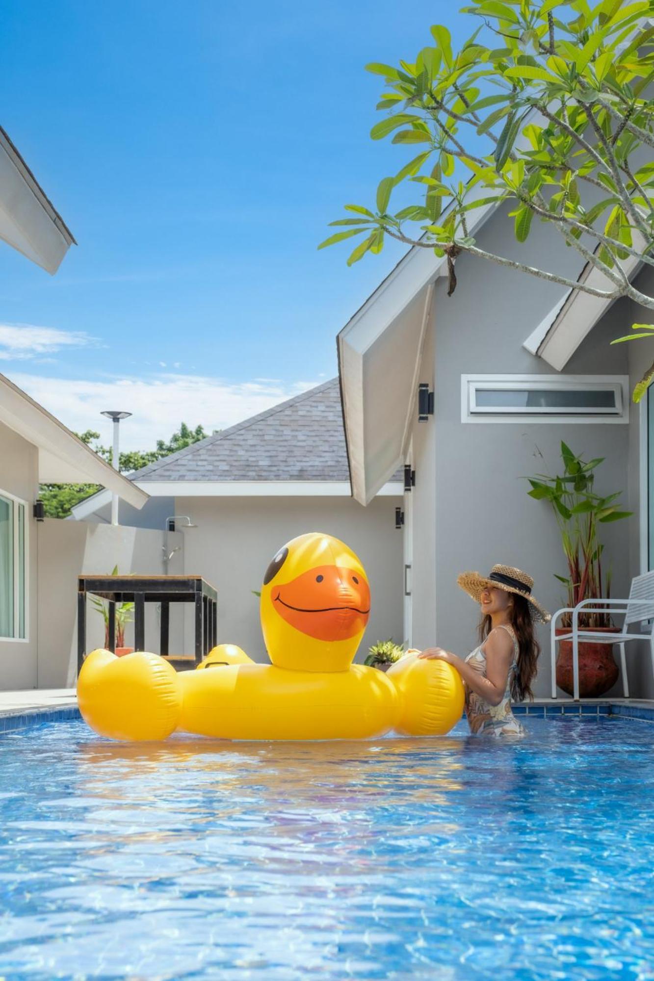 Villa De Palm Poolvilla Phuket *