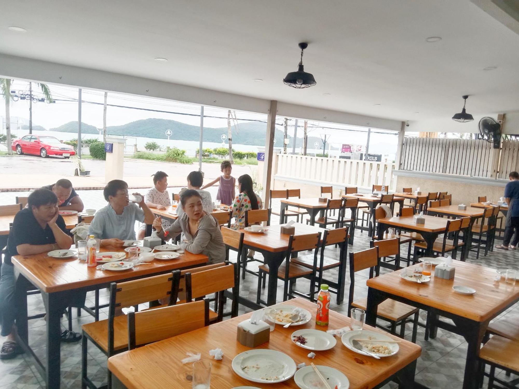 Hotel Panwa Side Beachfront 4*