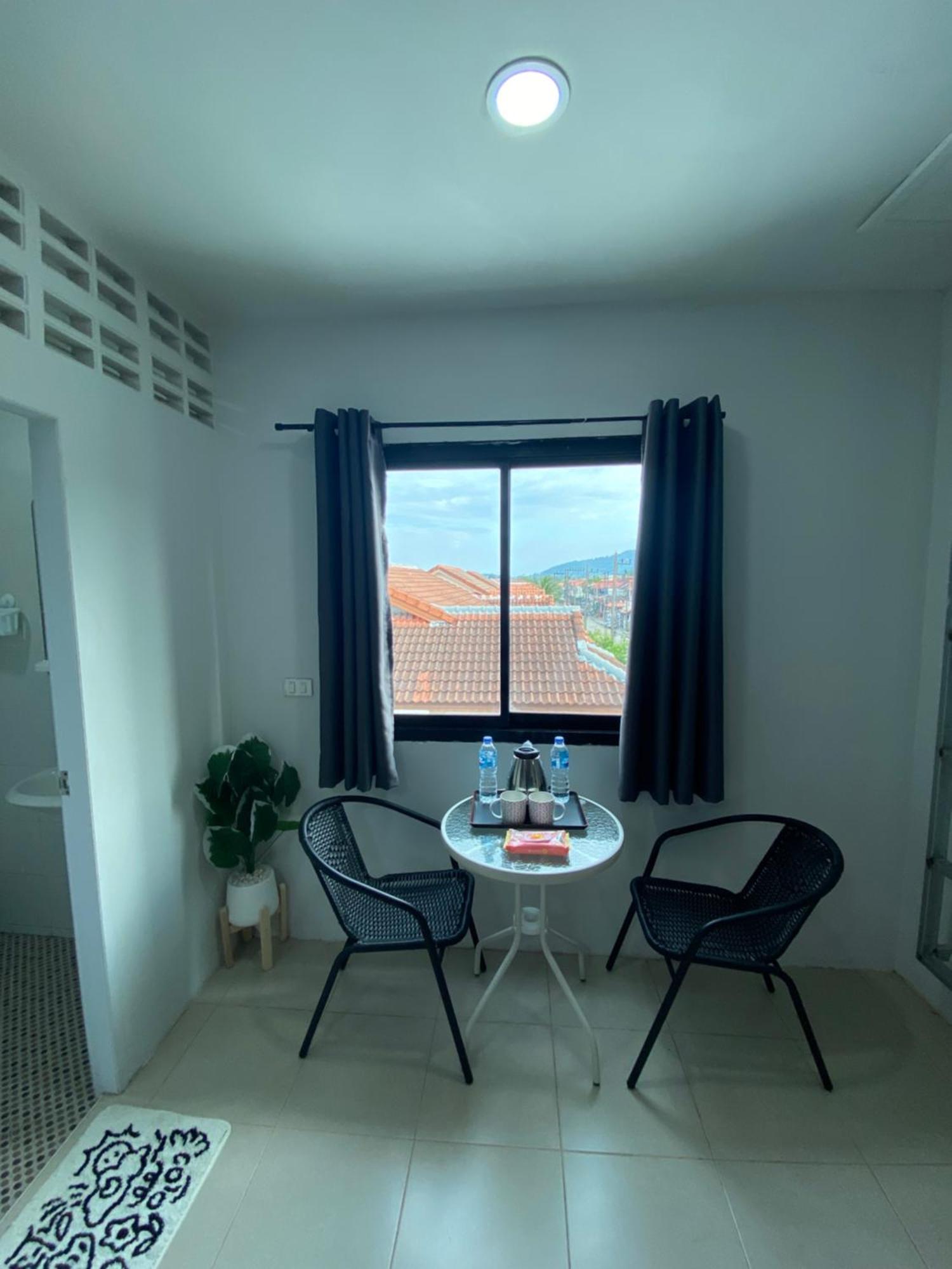 84 Bar & Apartment Kathu