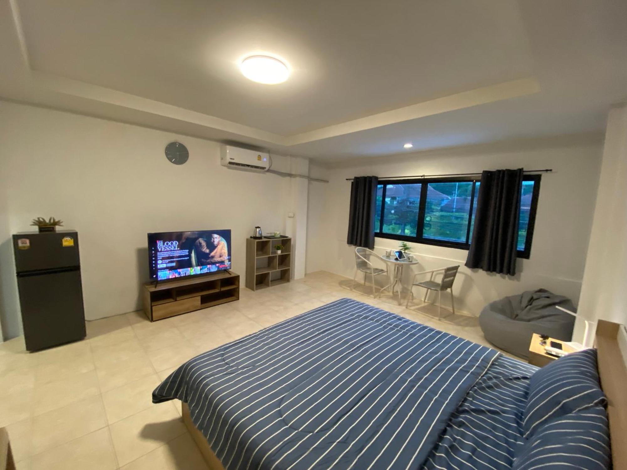 84 Bar & Apartment Kathu