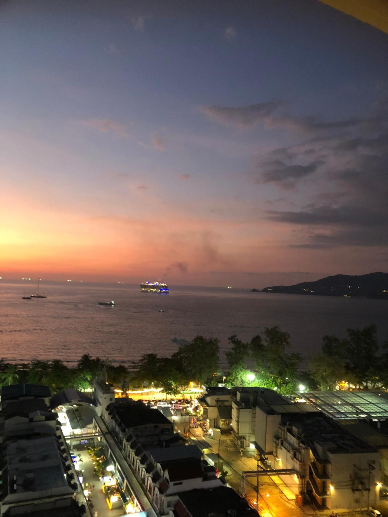 Tower Sea Facing High Floor New Bathroom * Patong