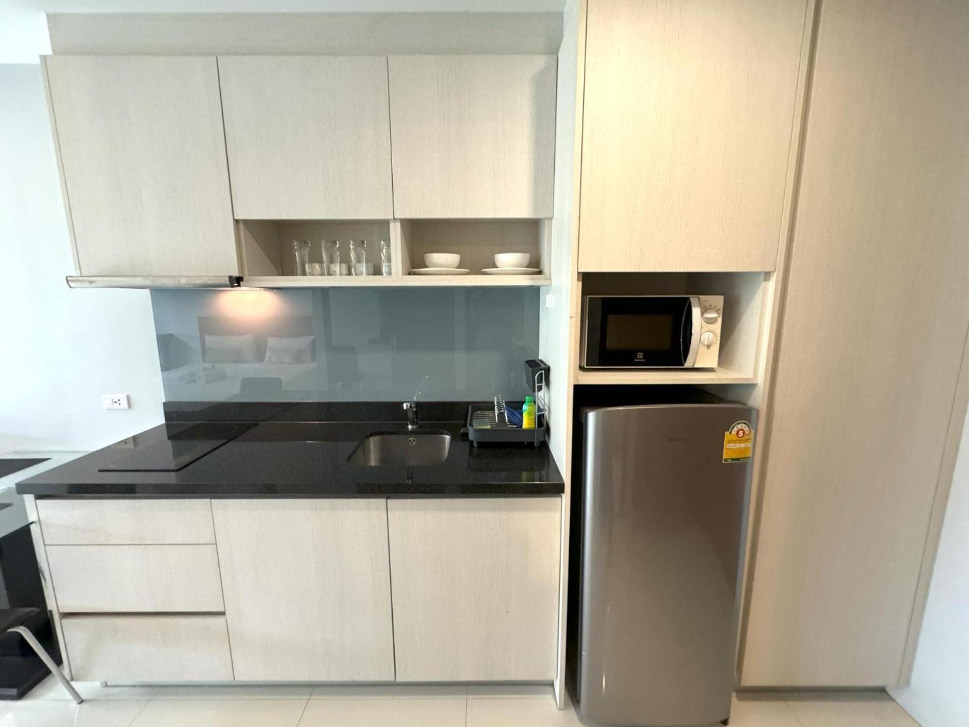 Peaceful With Washer By Lofty Apartment *