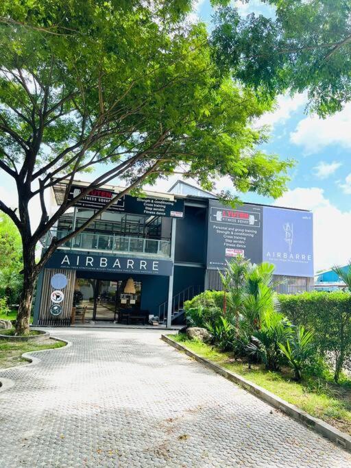 Entire Cozy In Bangtao, Phuket Hosted By Ann Apartment *