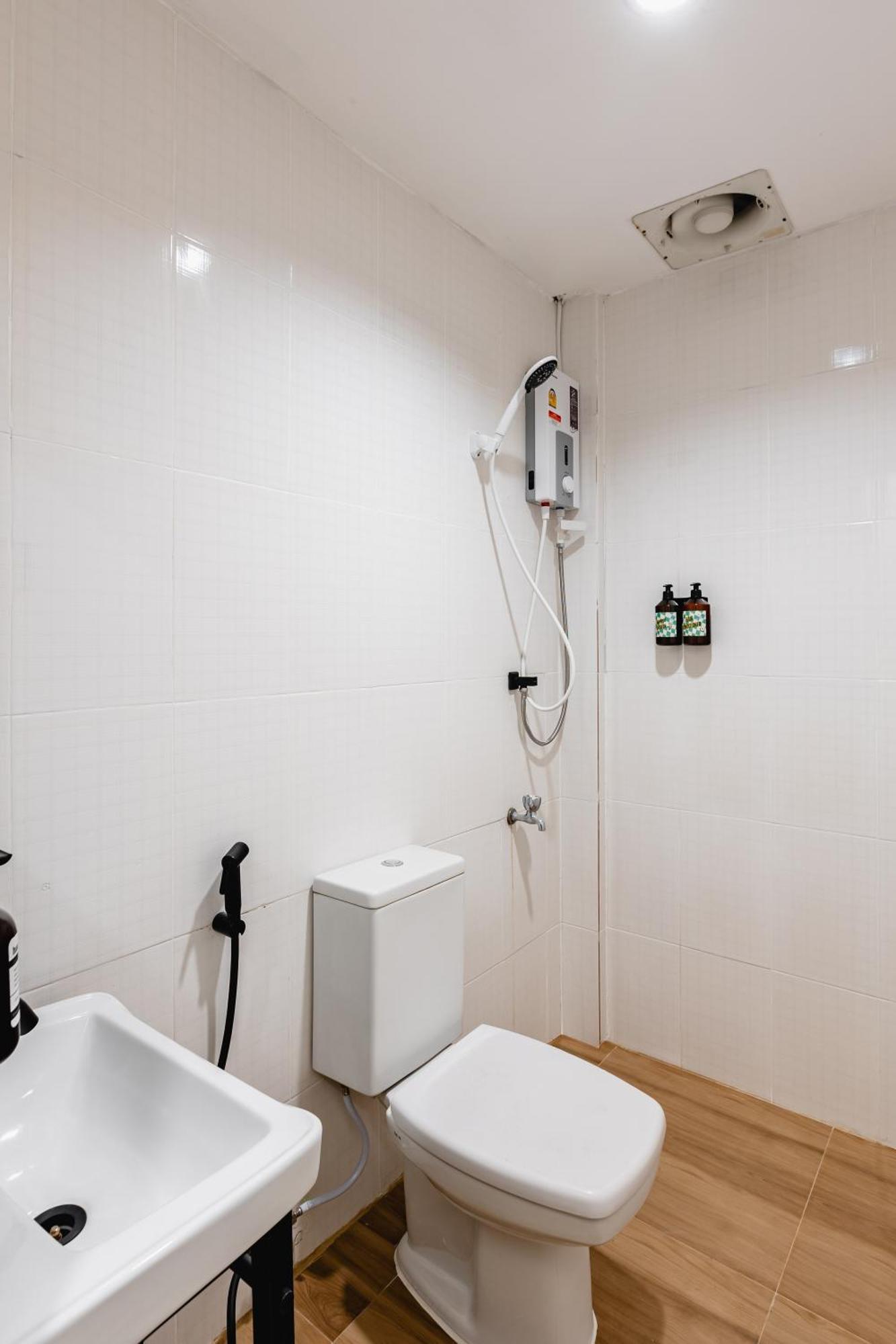 Budget Prime Location 2 Bedroom 6 Persons *