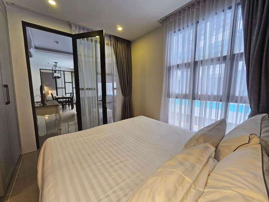 2 Bed Apartment *