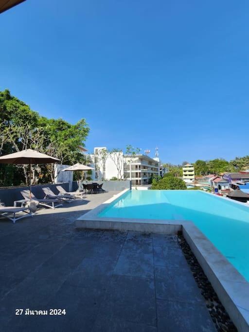 Perfect Night 2 Bed Pool Access Apartment *