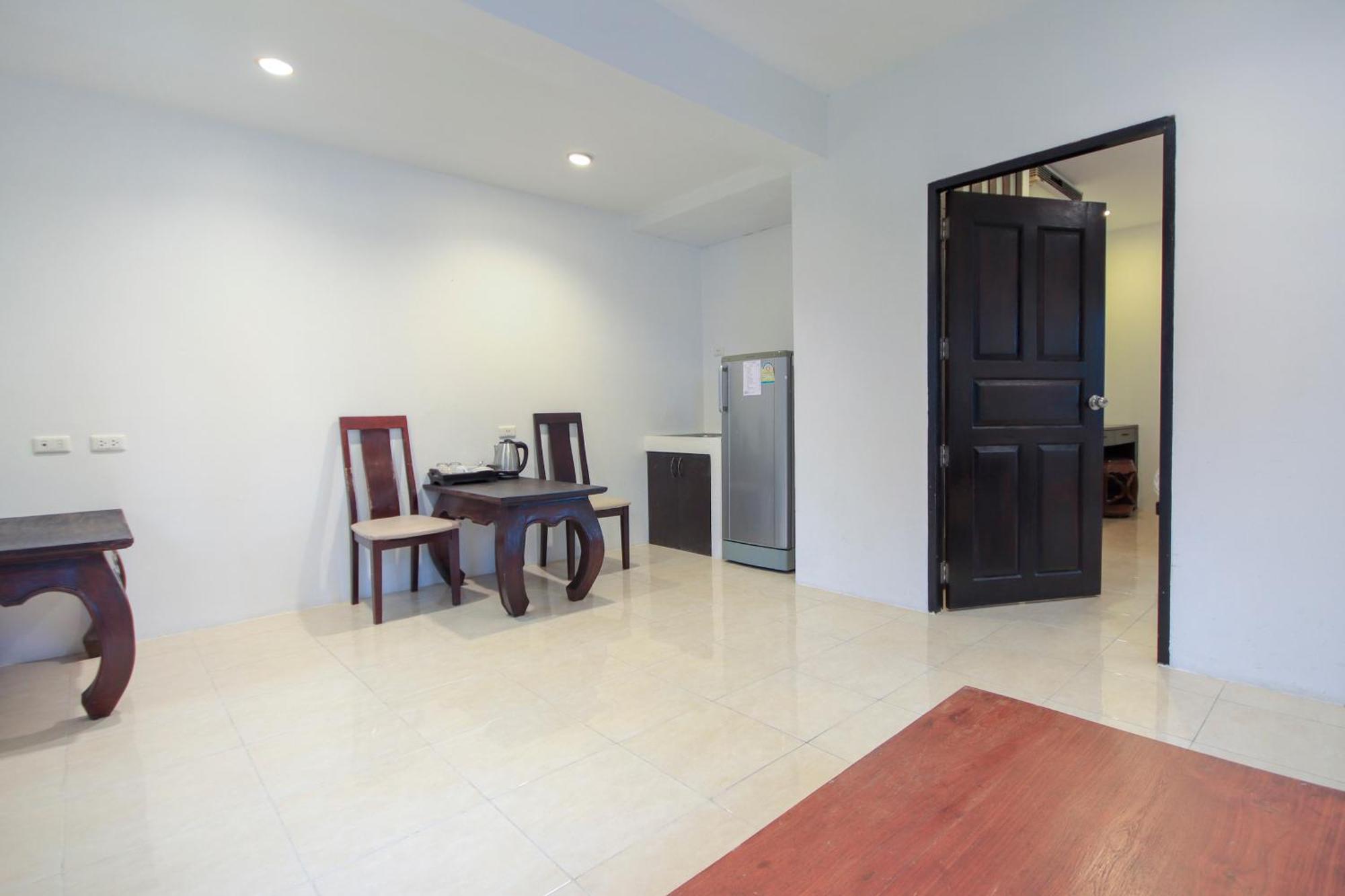 Capital O75345 Praewa Naiyang Phuket 4*